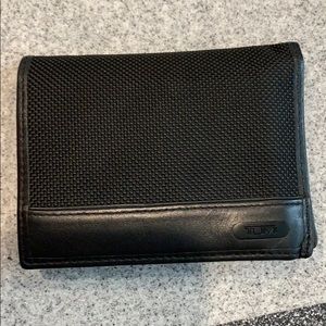 Black Men’s Tumi Wallet